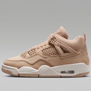 Air Jordan 4 Retro
Size 8.5